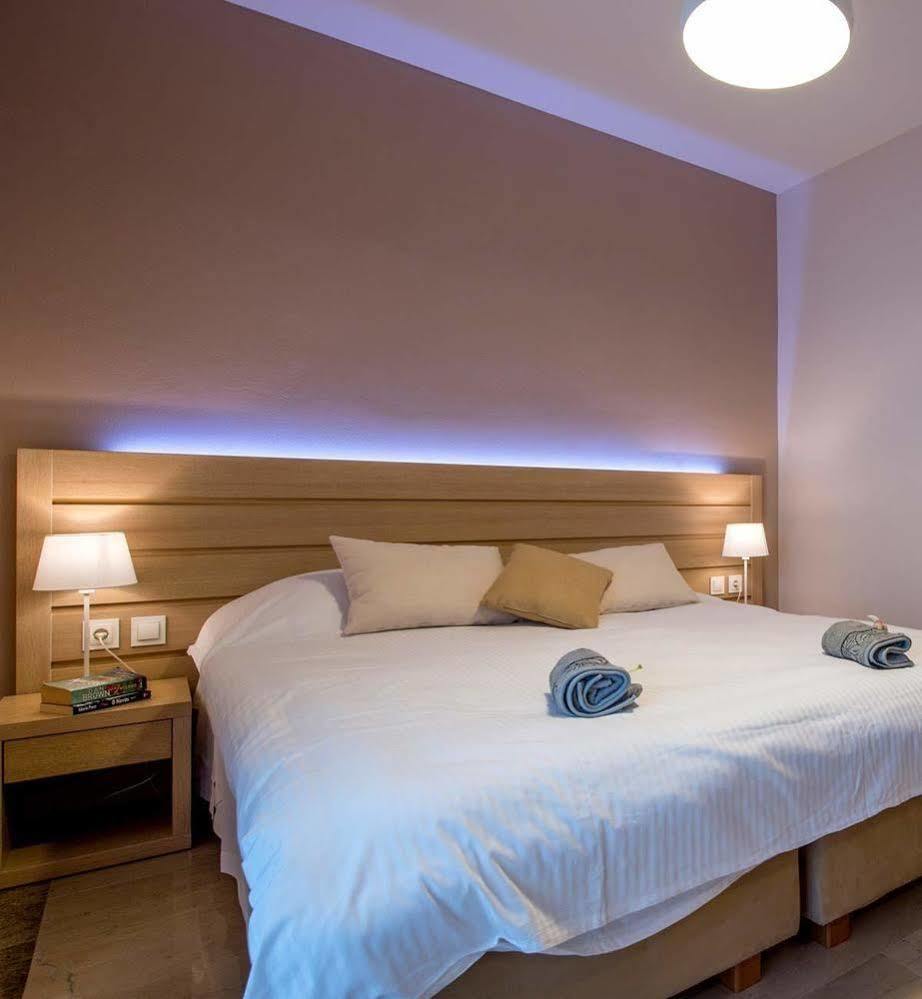 Krouzeri Beach Apartments Katávolos Eksteriør billede